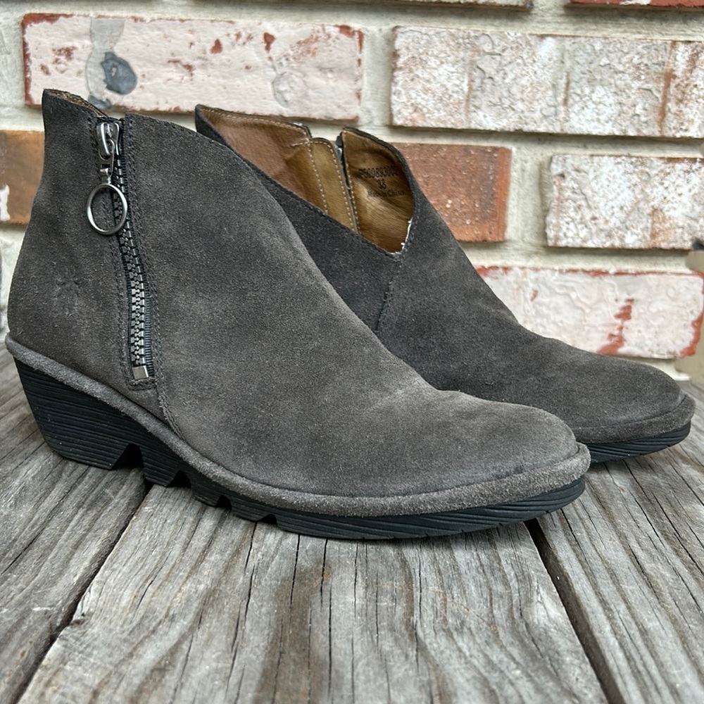 Fly London Poro Grey Suede Wedge Ankle Booties 38 Comfort Walking Leather- Boho
